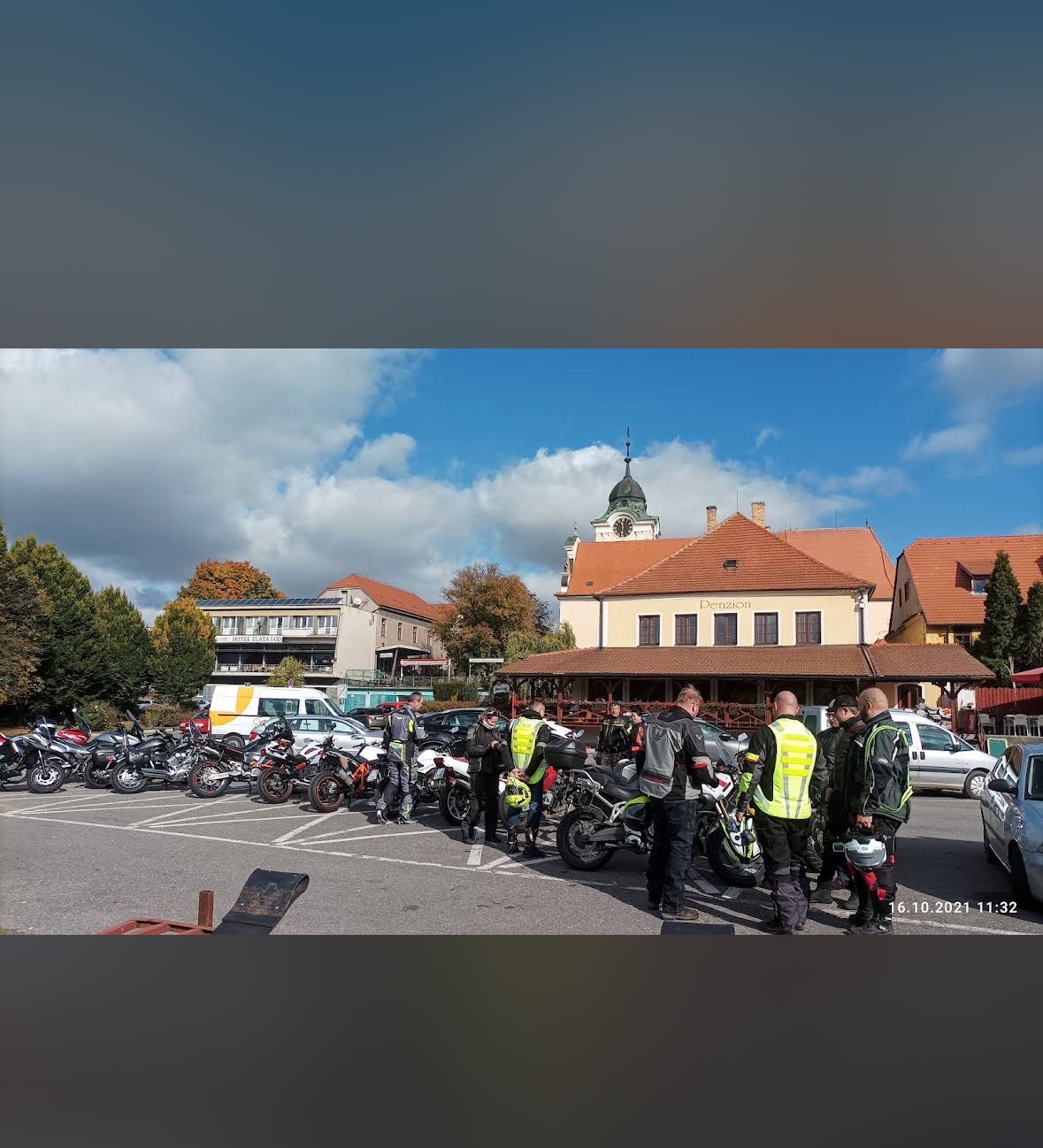 Městská akce u restaurace MIX